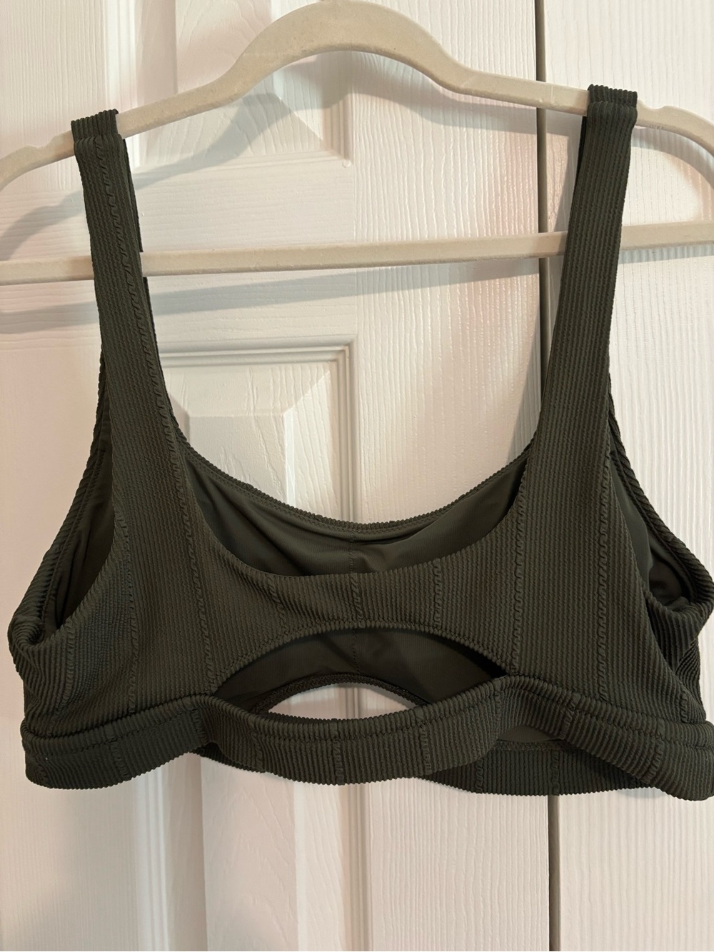aerie Ribbed Scoop Women’s Bikini Top in Olive - Picture 4 of 9
